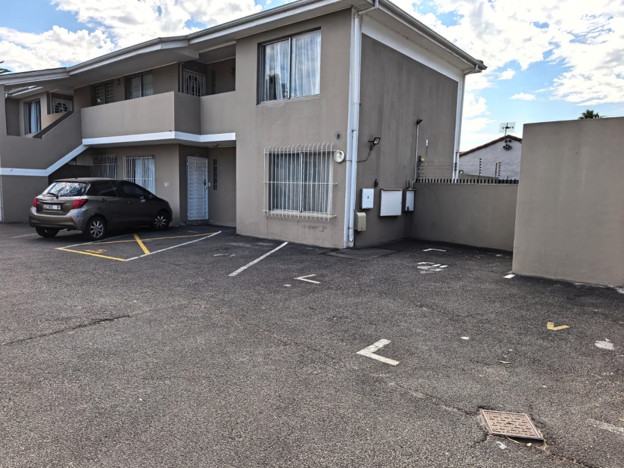 1 Bedroom Property for Sale in Table View Western Cape